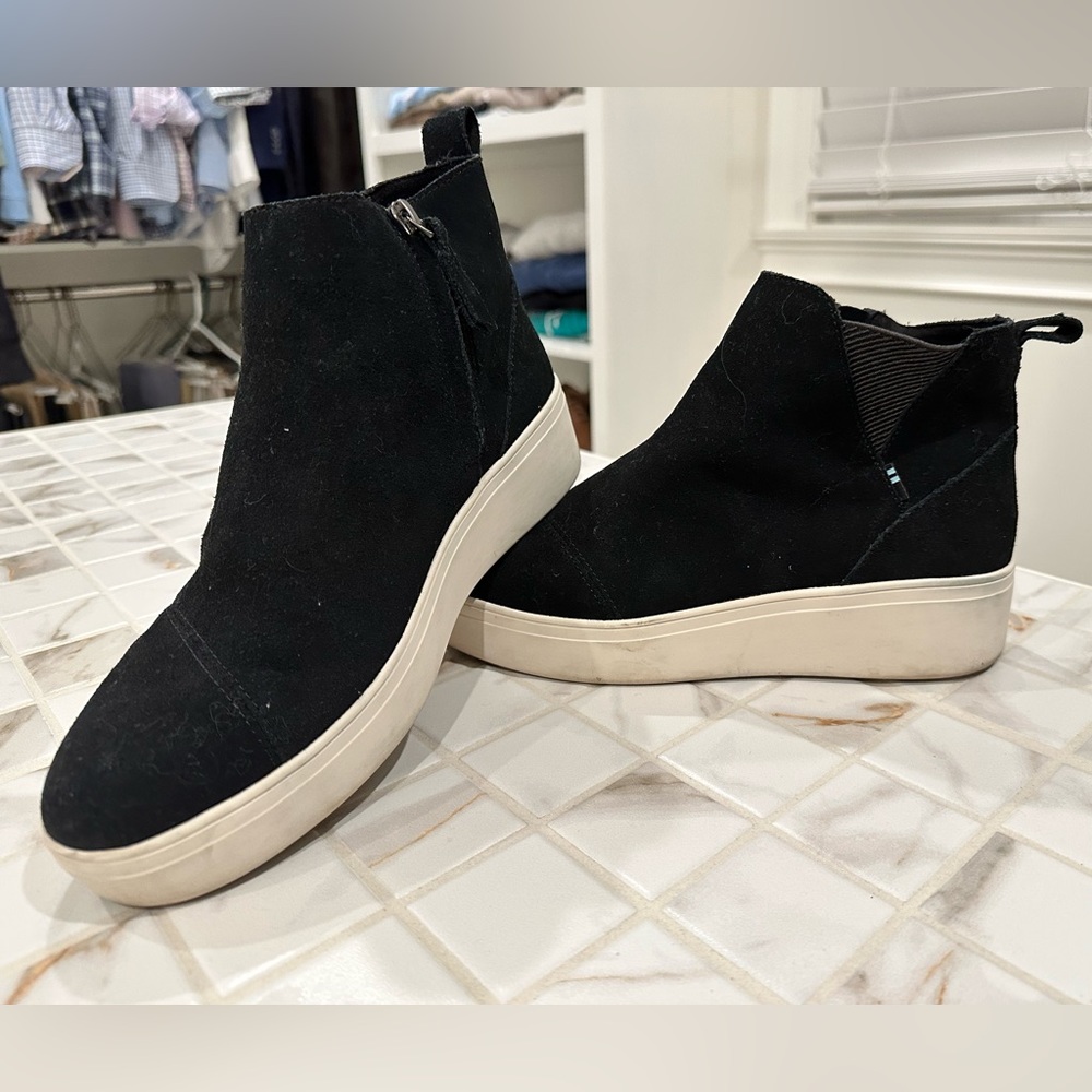 TOMS Black Suede Booties